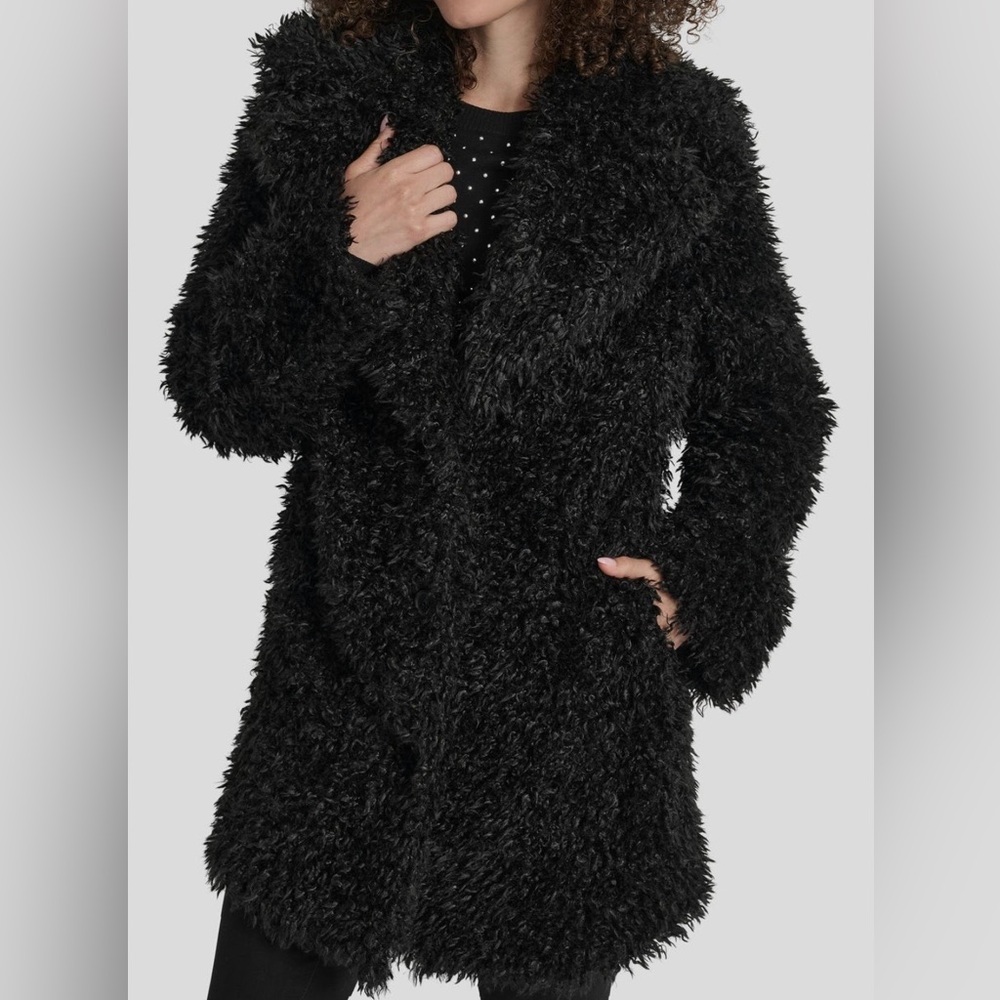 DKNY Faux fur coat. L. NWT.